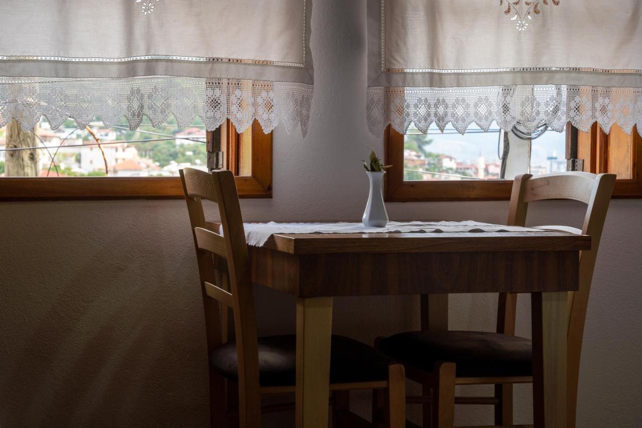 Hotel Borklad Берат Екстер'єр фото